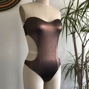 NEW Vitamin A copper JINX one piece swim suit XS